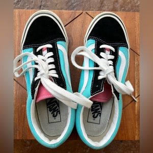 Vans- beautiful turquoise blue-pink canvas & black suede- sz 7.5- like new!